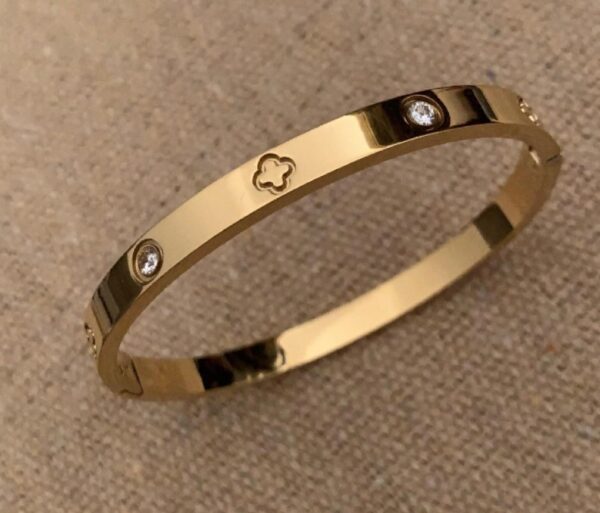 Bracelet Étreinte Éclatante