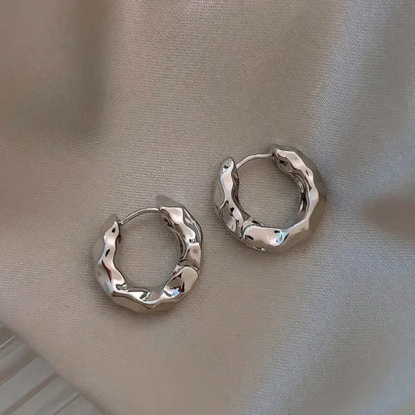 Boucles d’Oreilles Créoles Martelées – Image 2